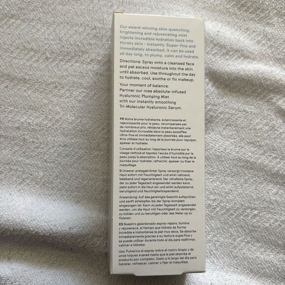 Balance Me | Hyaluronic Plumping Mist - Picture 4 of 7